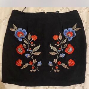 Black Embellished Mini Pencil Skirt for Night Out